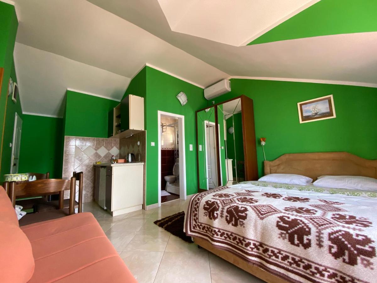 קוטור Apartments Djurovic מראה חיצוני תמונה