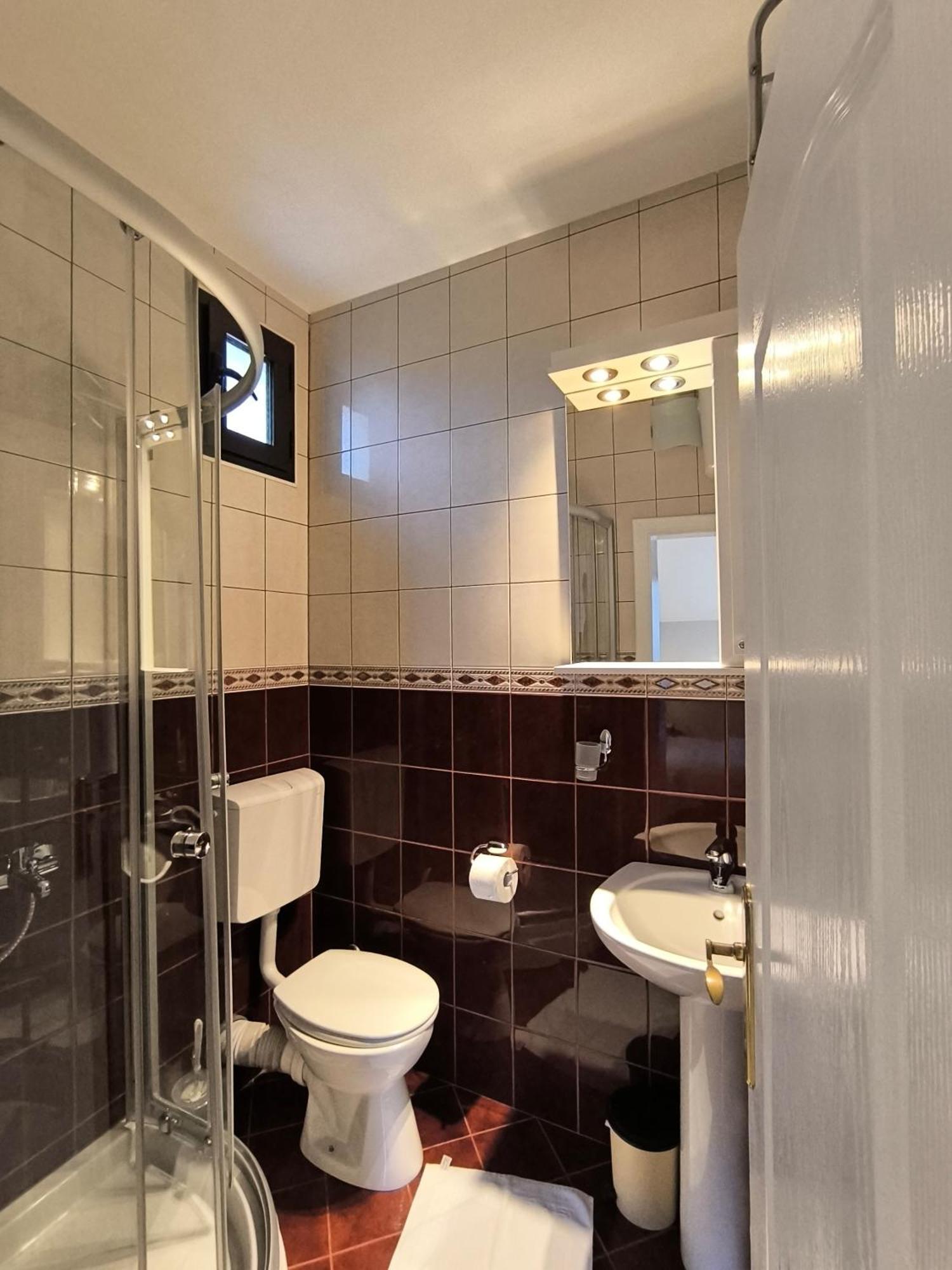 קוטור Apartments Djurovic מראה חיצוני תמונה